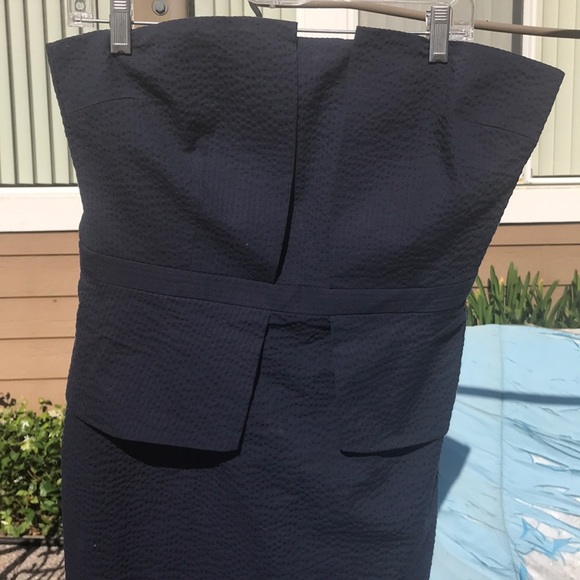 💃💃 💕HOST PICK 💕 👗 BRAND NEW BR Strapless Dress 👗 - Picture 2 of 11